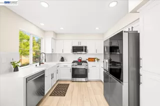 Photo #2: 41130519 Listing