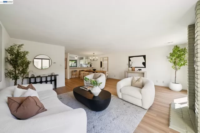 MLS: 41130538 Condo For Sale