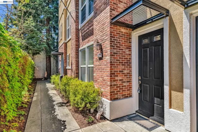 MLS: 41130569 Condo For Sale