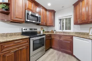 Photo #4: 41130624 Listing