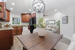 Photo #5: 41130624 Listing