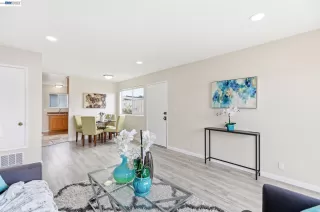 Photo #4: 41130637 Listing 