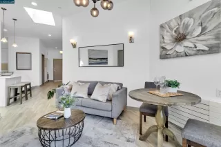 Photo #2: 41130686 Listing 