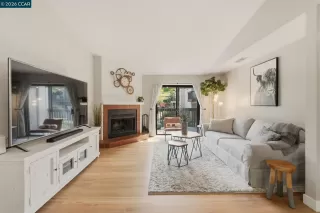 Photo #3: 41130762 Listing