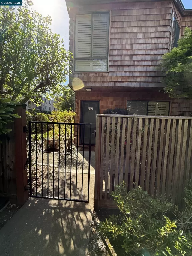 MLS: 41130788 Condo For Sale