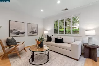 Photo #6: 41130788 Listing