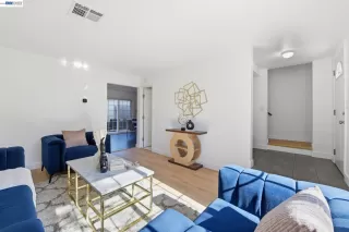 Photo #6: 41130858 Listing 