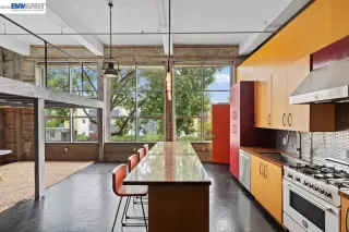 Photo #4: 41130861 Listing