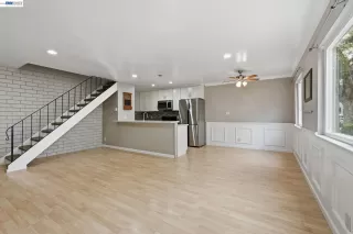 Photo #5: 41130940 Listing 