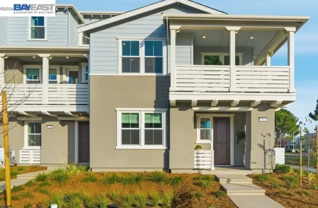 MLS: 41131036 Condo For Sale