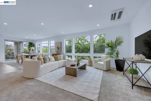 MLS: 41131058 Condo For Sale