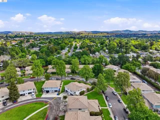 Photo #6: 41131062 Listing 