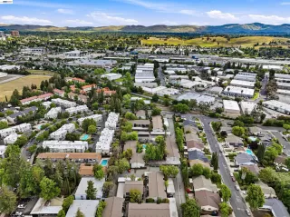 Photo #6: 41131068 Listing 