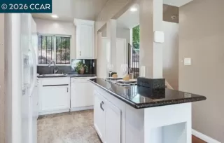 Photo #5: 41131077 Listing 