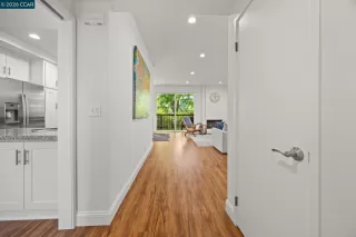 Photo #2: 41131090 Listing