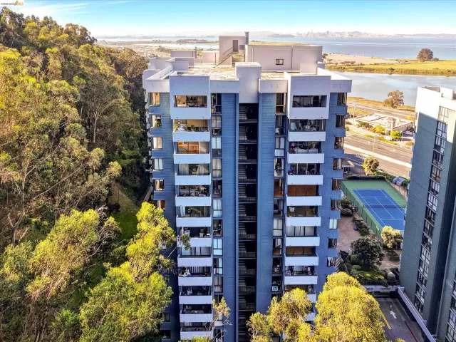 MLS: 41131094 Condo For Sale