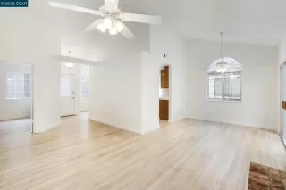 Photo #5: 41131102 Listing 