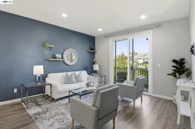 MLS: 41131118 Condo For Sale