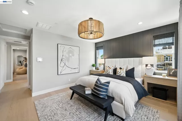 MLS: 41131177 Condo For Sale