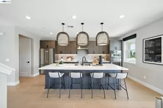 Photo #1: 41131177 Listing 