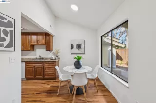 Photo #5: 41131211 Listing 