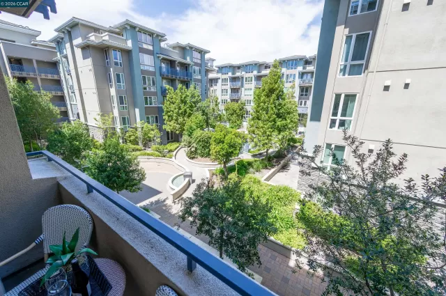 MLS: 41131342 Condo For Sale