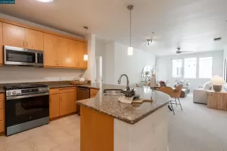 Photo #2: 41131342 Listing 