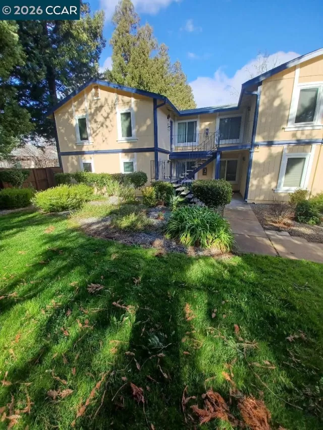 MLS: 41131423 Condo For Sale