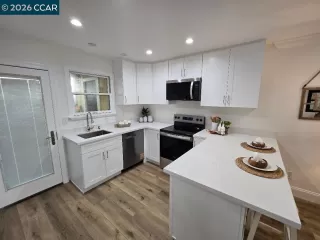 Photo #3: 41131423 Listing 