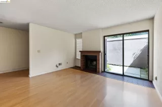 Photo #5: 41131459 Listing 