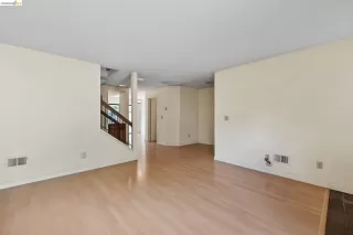 Photo #6: 41131459 Listing 