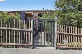 Photo #2: 41131503 Listing 