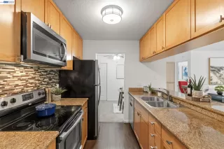 Photo #1: 41131508 Listing 