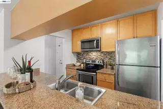 Photo #2: 41131508 Listing 