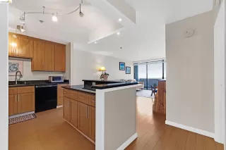 Photo #2: 41131511 Listing 