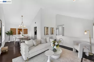 Photo #2: 41131574 Listing 