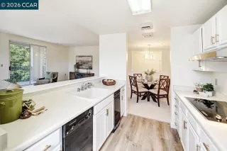 Photo #5: 41131583 Listing 