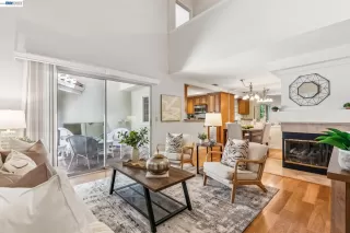 Photo #5: 41131607 Listing 