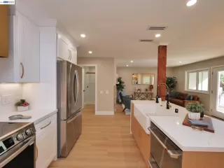 Photo #5: 41131663 Listing 