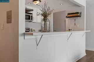 Photo #5: 41131695 Listing 