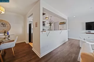 Photo #6: 41131695 Listing 