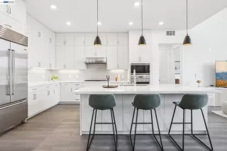 Photo #2: 41131729 Listing 