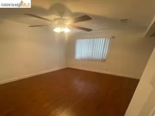 Photo #5: 41131801 Listing