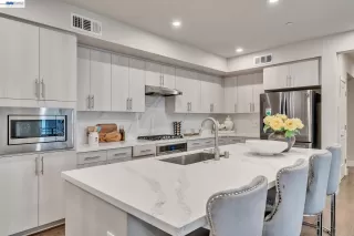 Photo #6: 41131849 Listing 