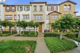 Browse active condo listings in LATERRA