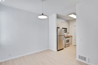 Photo #3: 41131940 Listing 