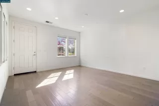 Photo #2: 41131982 Listing 