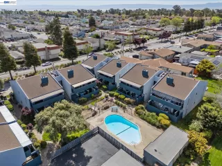 Photo #4: 41132006 Listing 