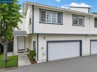 Browse active condo listings in TURTLE CREEK