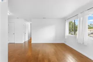 Photo #1: 41132028 Listing 